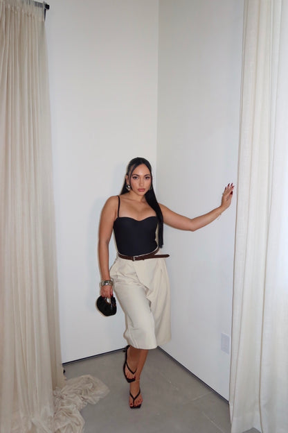 The Tailored Trouser Short (Beige)