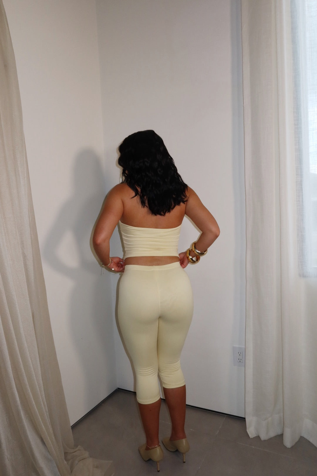 Just a Girl Capris (Butter yellow)