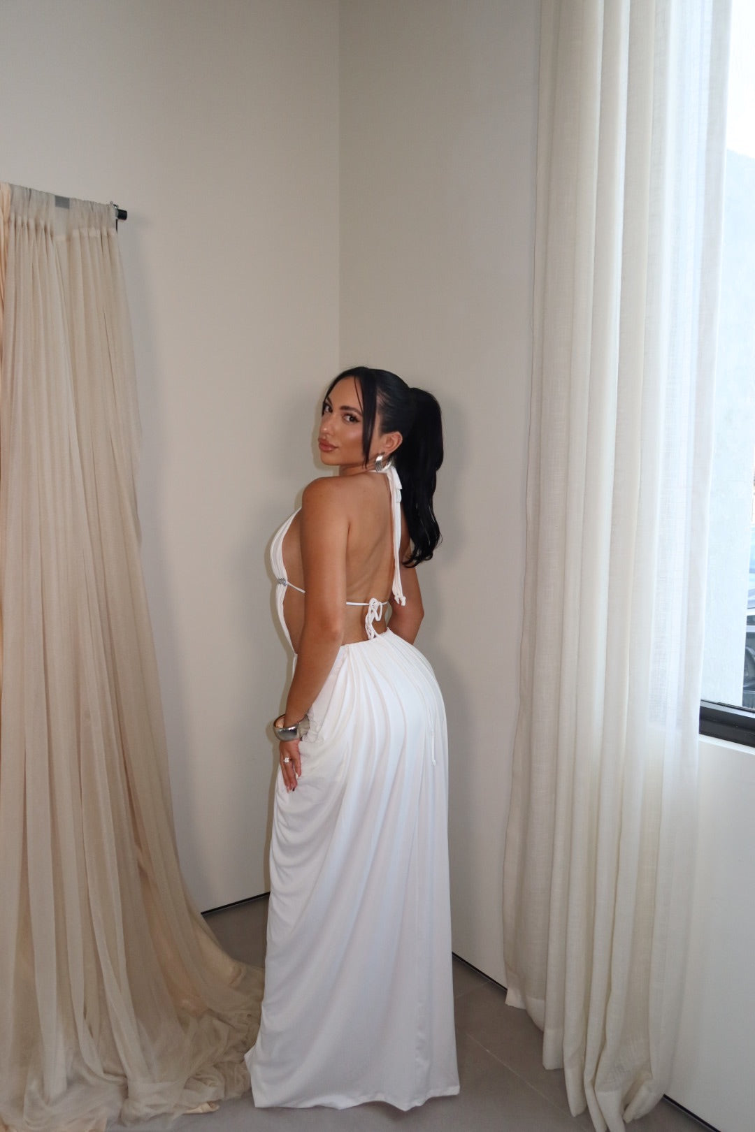 Noir Maxi Dress (White)